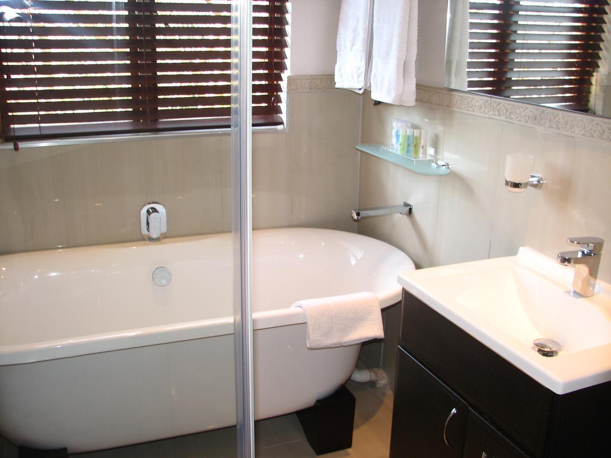 Bellgrove Guest House Sandton Йоханнесбург Экстерьер фото